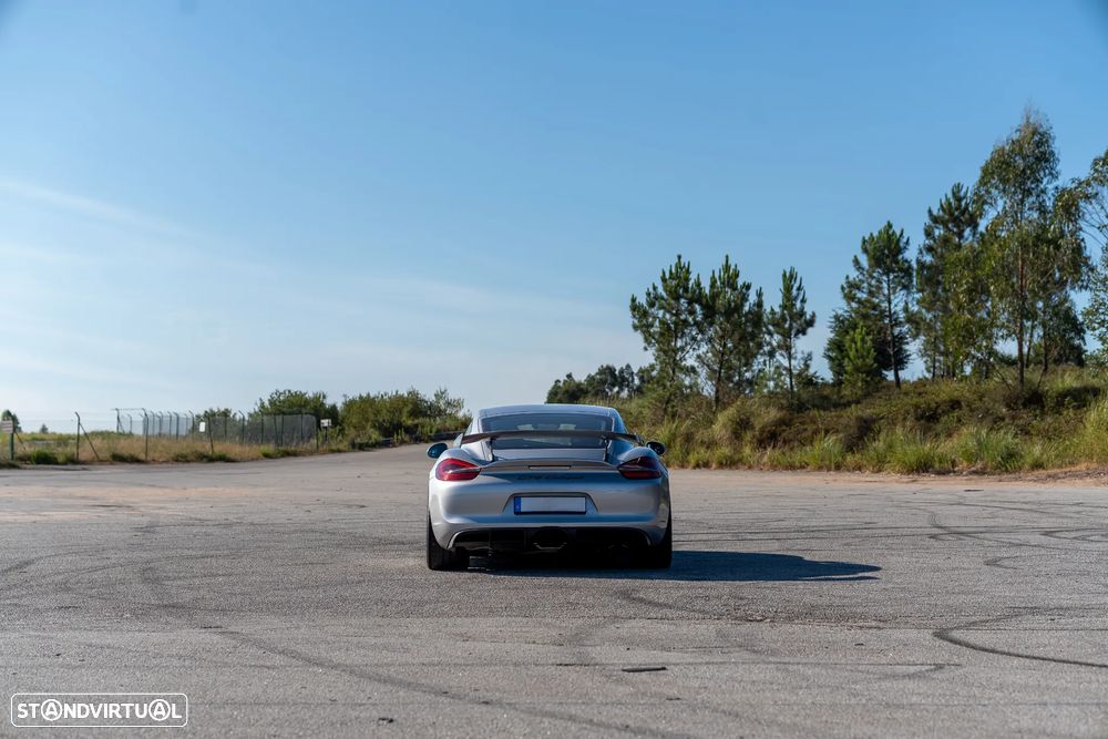 Porsche Cayman GT4 - 43