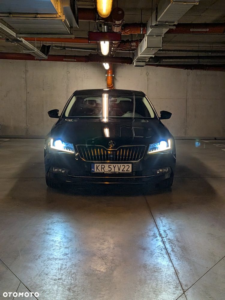 Skoda Superb 2.0 TDI 4x4 Ambition DSG - 2