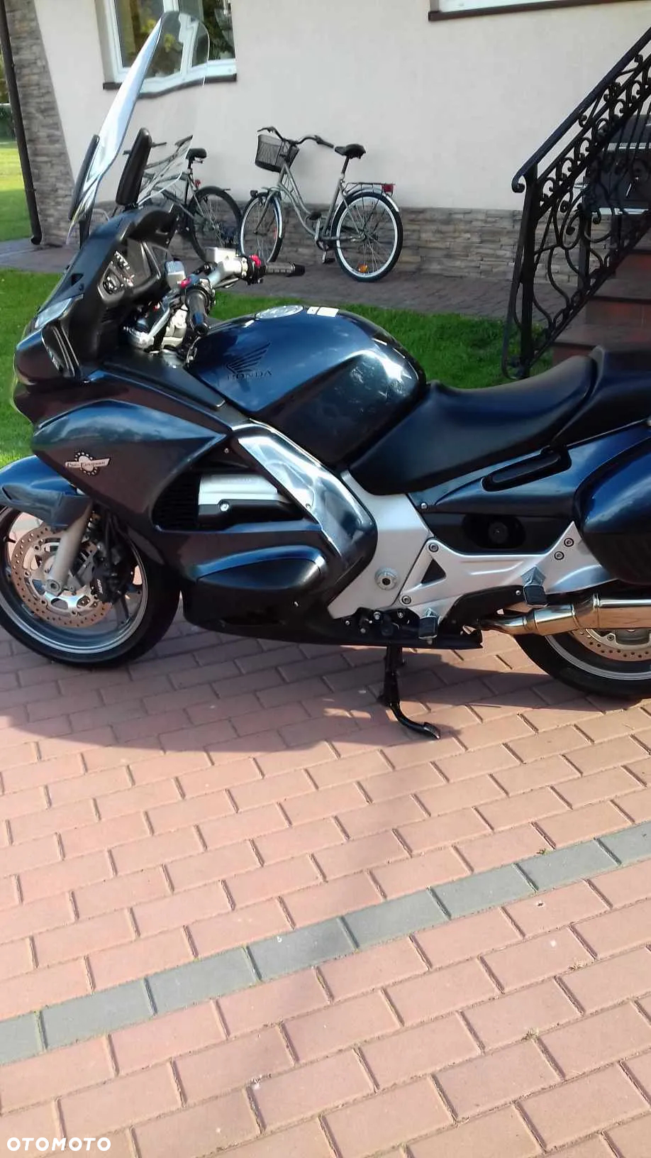 Honda ST - 4