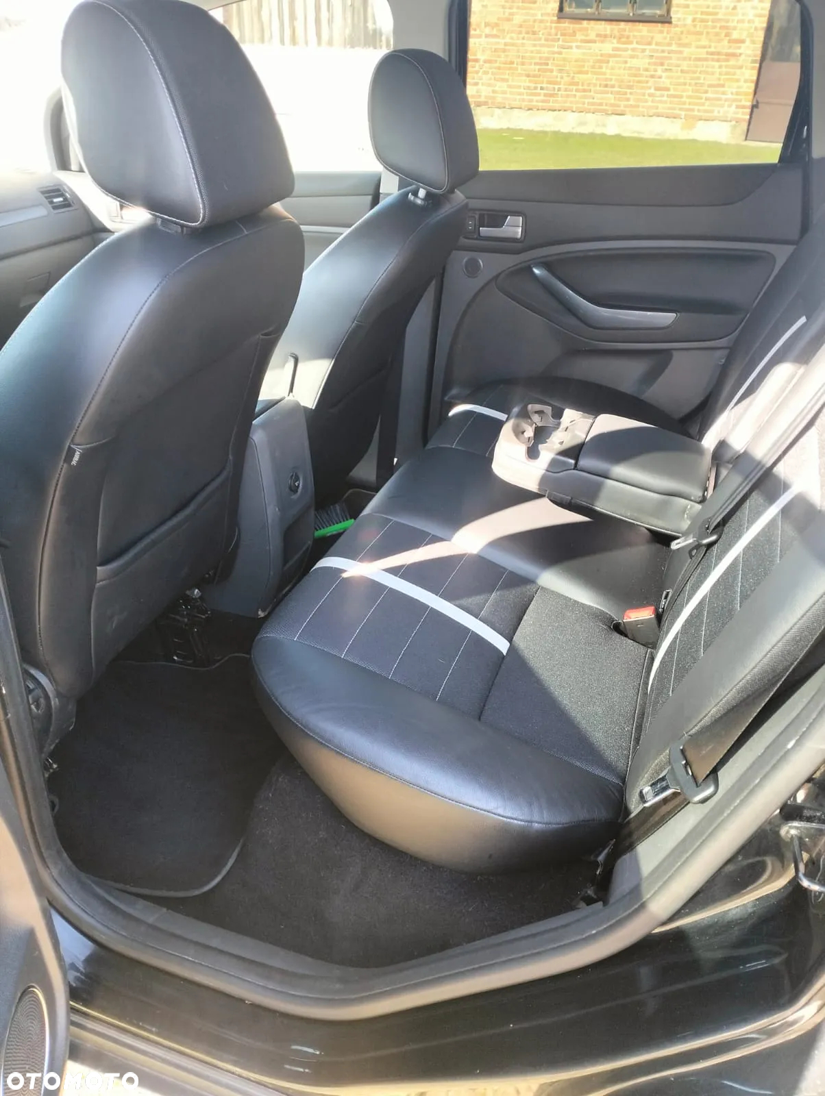 Ford Kuga 2.0 TDCi 4WD Titanium Plus - 7