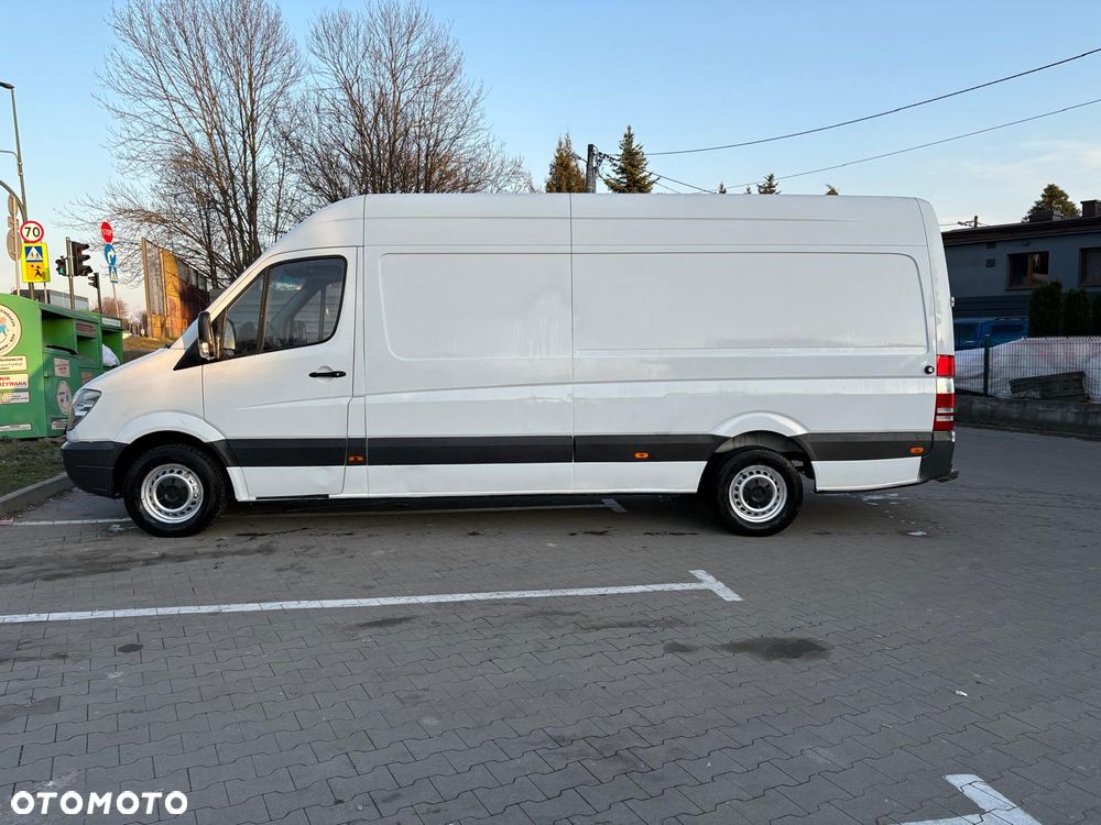 Mercedes-Benz Sprinter - 5