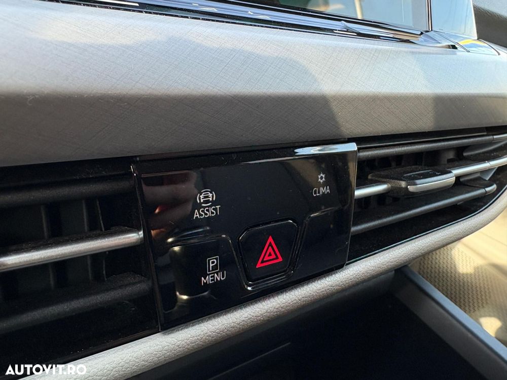 Volkswagen Golf - 28