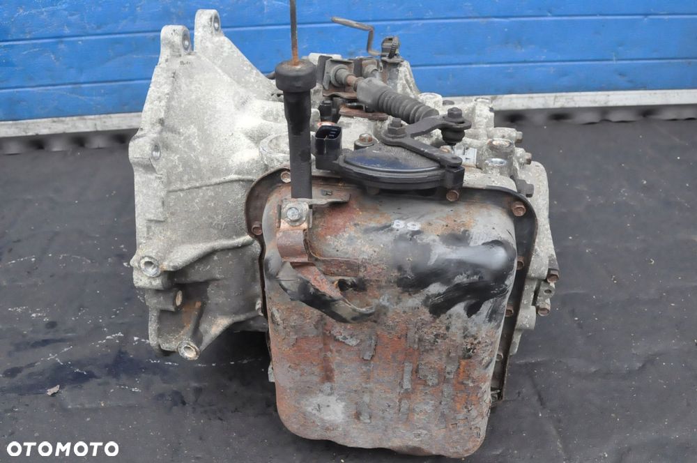 HYUNDAI TIBURON COUPE II GK 2.7 V6 165KM 167KM SKRZYNIA AUTOMAT 189tys km - 5