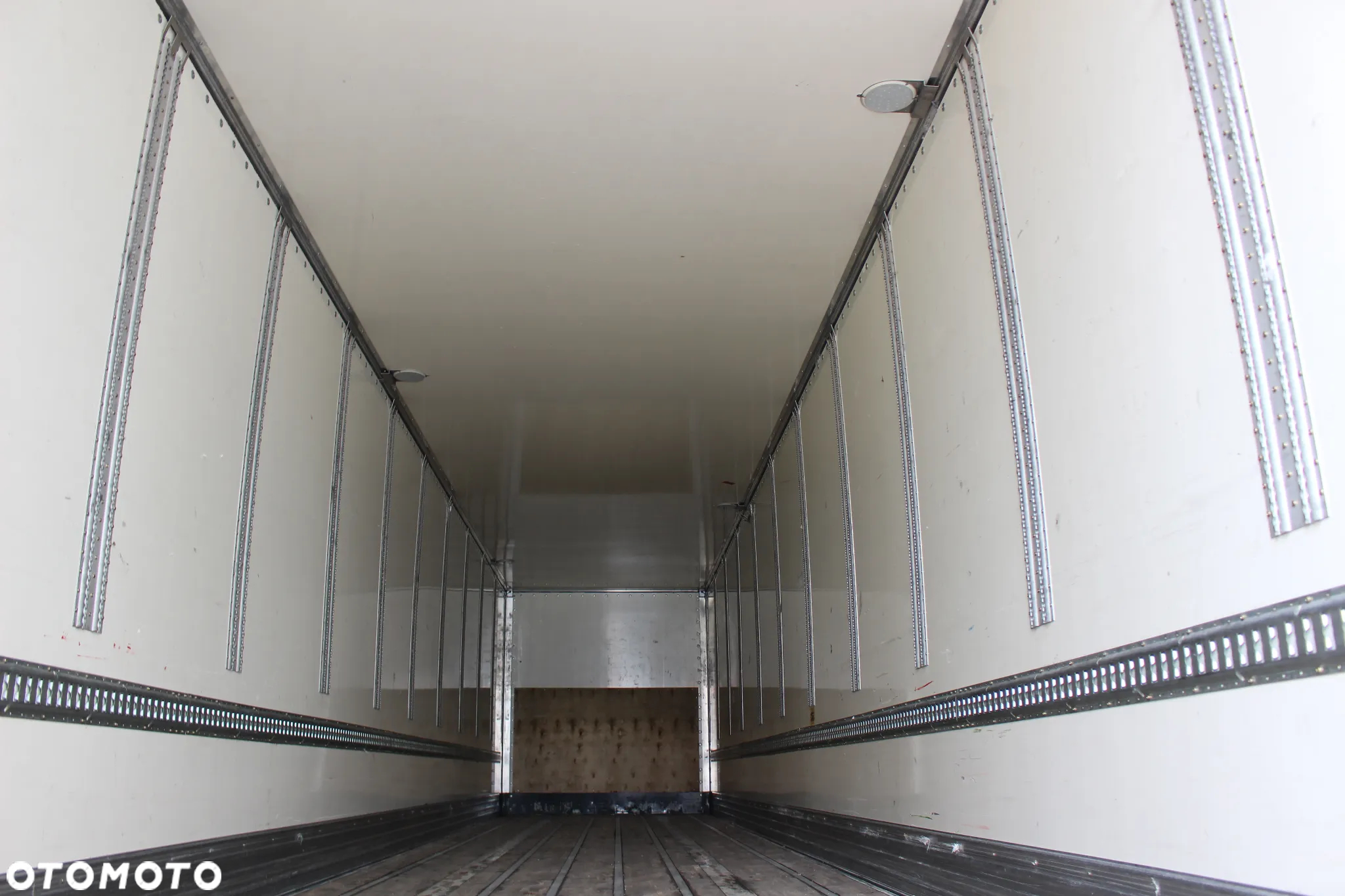 Fruehauf KONTENER /3-OSIE/ TYLNE DRZWI /KOSZ NA PALETY/**SERWIS FR**/SUPER STAN / - 14