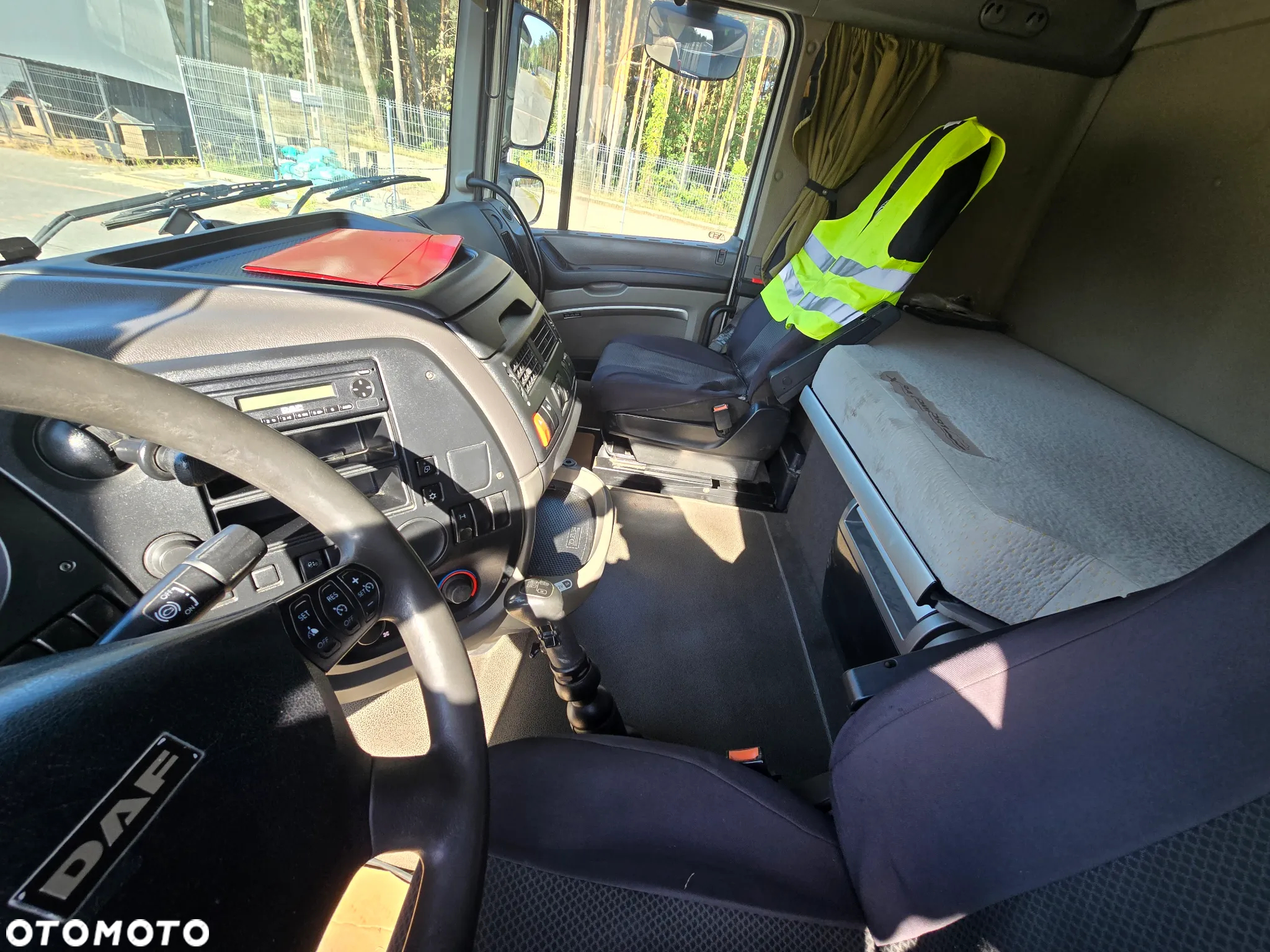 DAF XF 105 460 * MANUAL* 2011 * STANDARD * SUPER SPACE CAB Hydraulika - 20