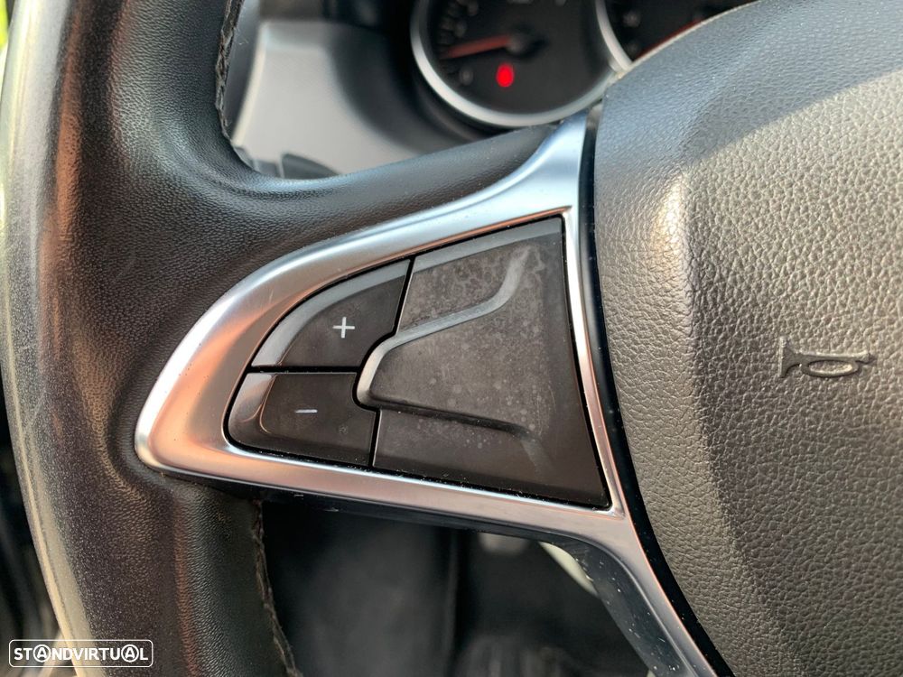 Dacia Duster 1.5 dCi SL Urban Explorer - 28