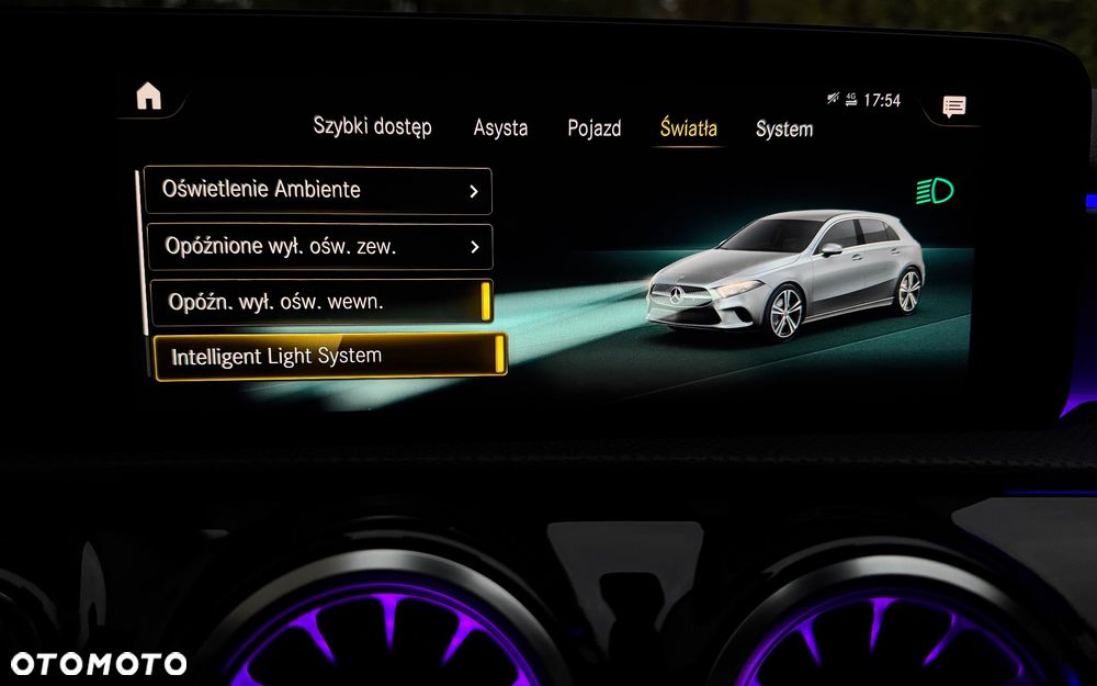 Mercedes-Benz Klasa A 220 4-Matic AMG Line 7G-DCT - 37