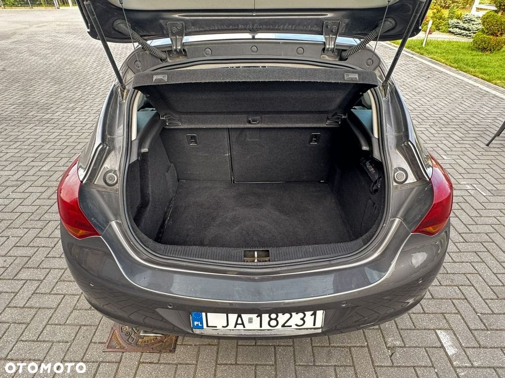 Opel Astra - 24