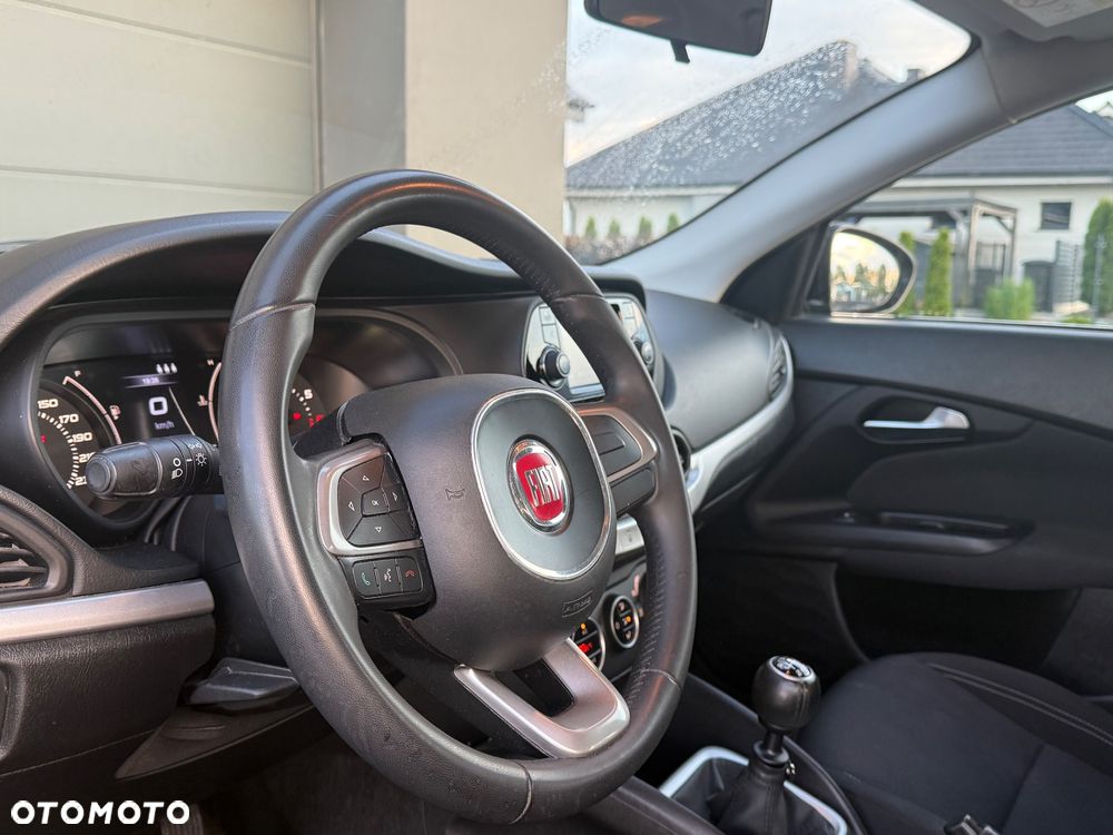 Fiat Tipo 1.4 T-Jet 16v Easy EU6d - 11