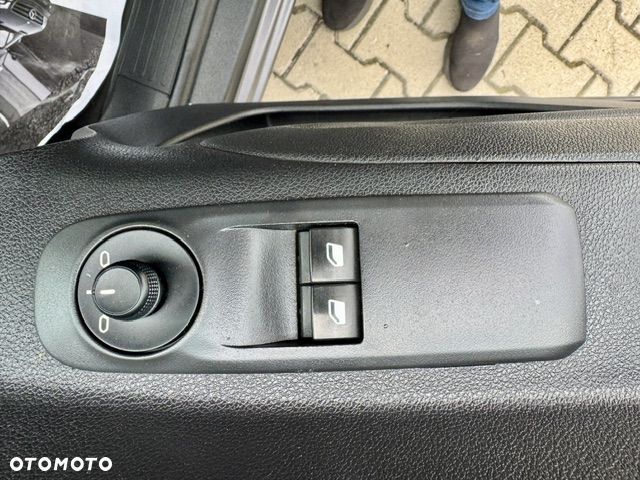 Opel Combo 1.2 Turbo Edition Plus S&S N1 - 18