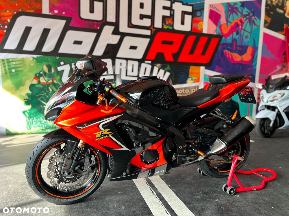 Suzuki GSX-R - 17