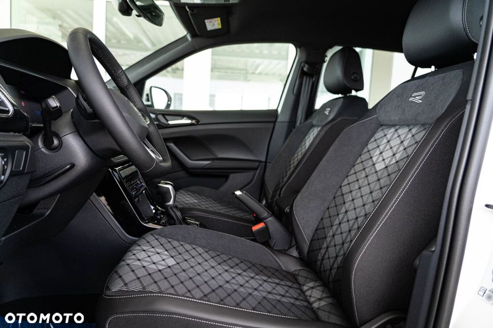 Volkswagen T-Cross - 16