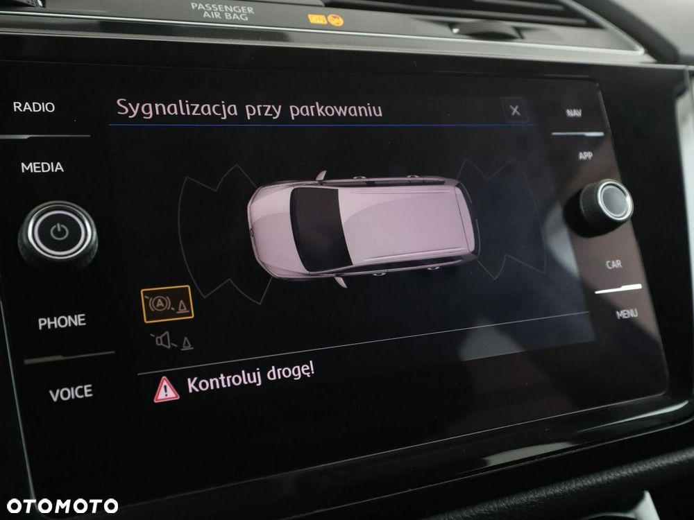 Volkswagen Touran 1.8 TSI BMT Highline DSG - 27
