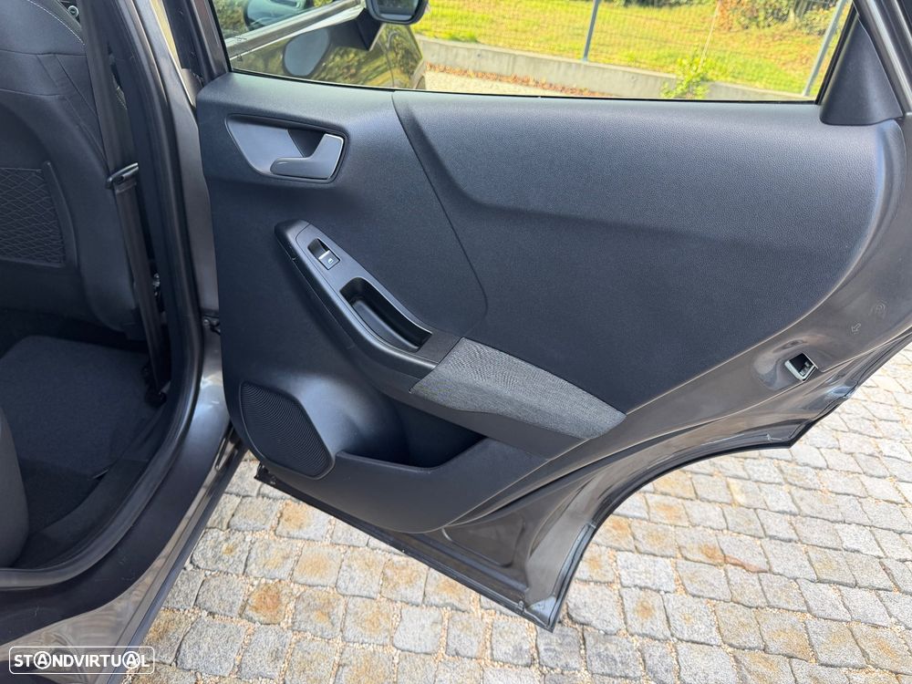 Ford Puma 1.0 EcoBoost Hybrid TITANIUM DESIGN - 16