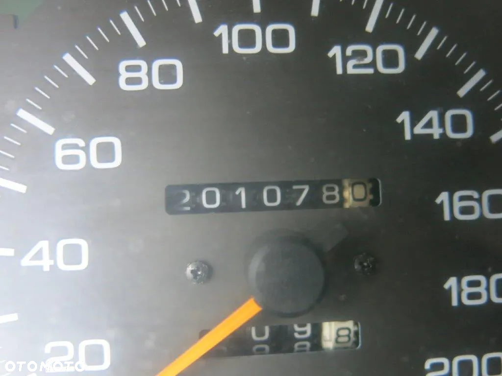 Nissan Sunny 1.4 LX - 13