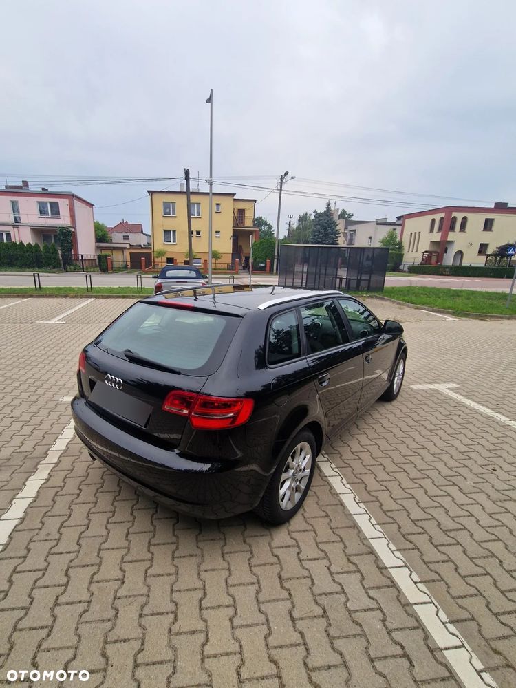 Audi A3 Sportback 1.6 Attraction - 4