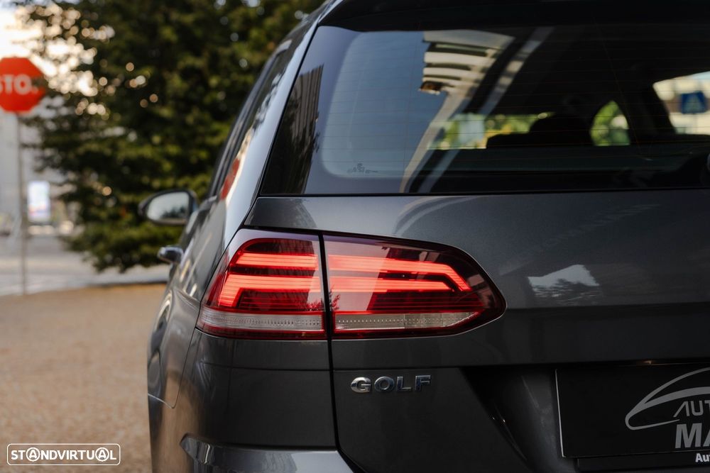 VW Golf Variant 1.6 TDi Confortline - 15