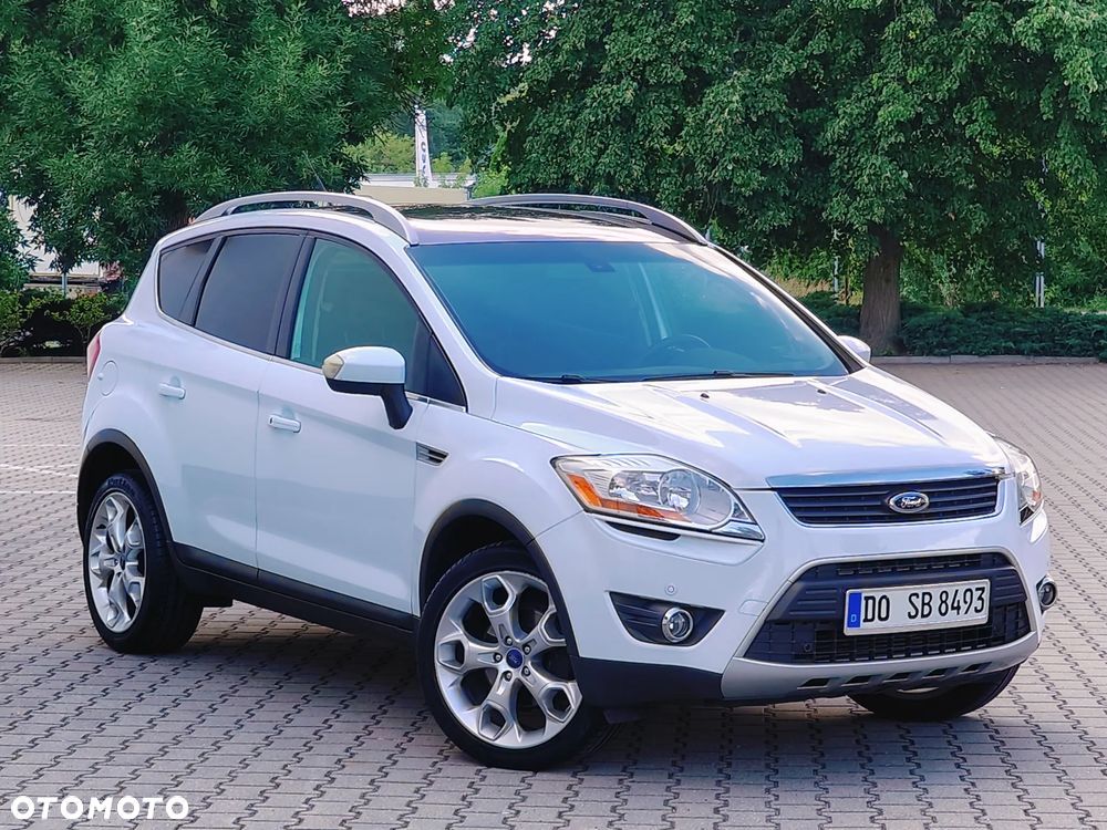Ford Kuga 2.0 TDCi 2x4 Titanium - 12