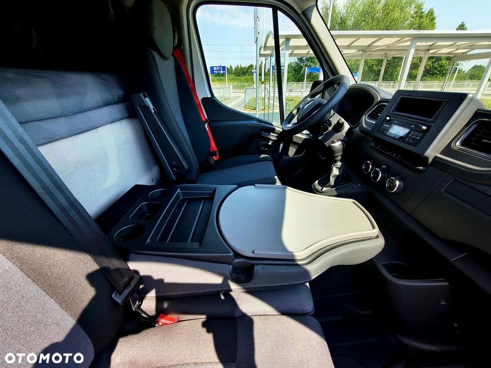 Renault Master - 25
