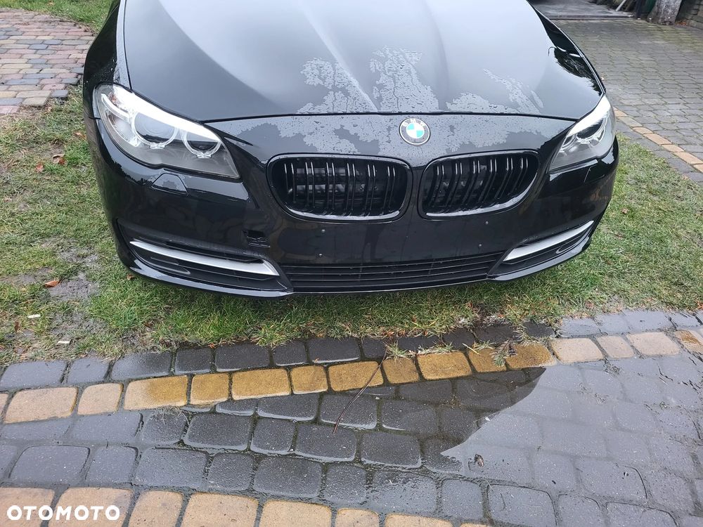BMW Seria 5 528i - 2