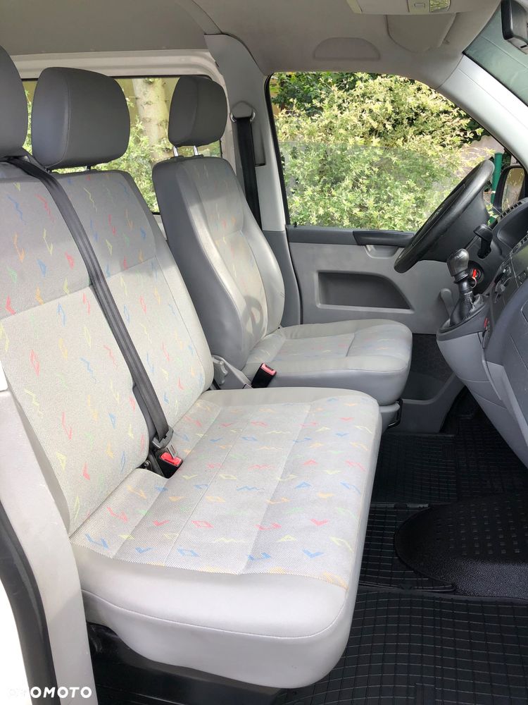 Volkswagen Transporter - 12