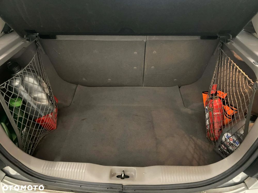 Nissan Almera 1.5 Comfort - 6