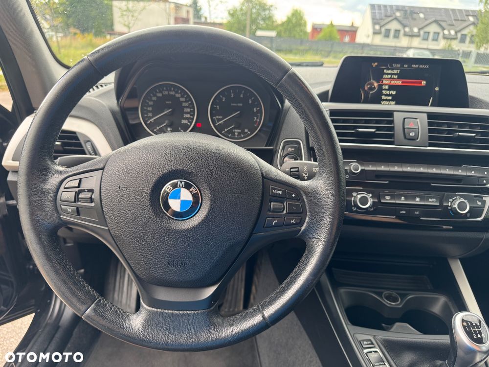 BMW Seria 1 118i Edition Metropolitan - 16