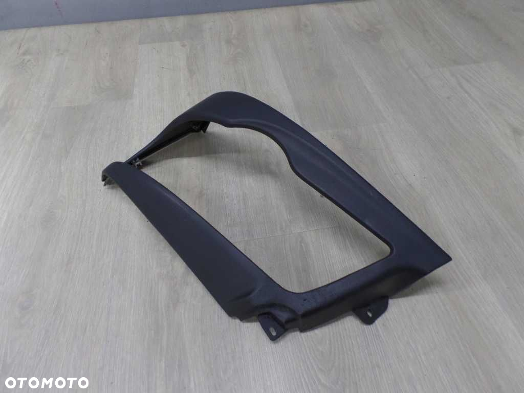 PIAGGIO PORTER 10- GRILL ATRAPA LAMPY REFLEKTORA RAMKA B000832 - 3
