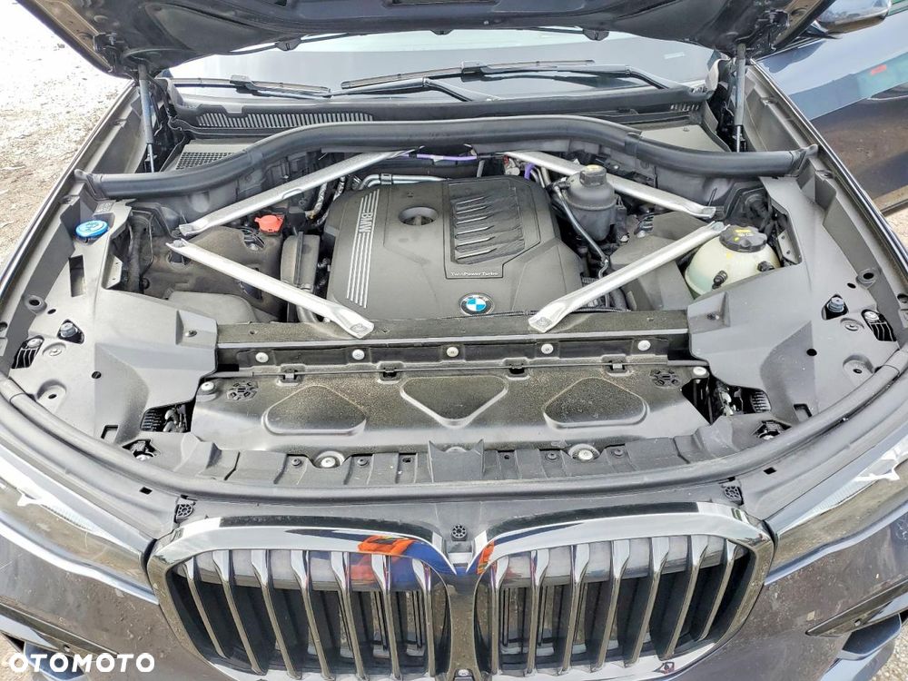BMW X7 - 9