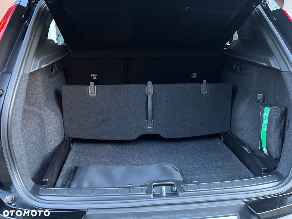 Volvo XC 40 T3 Momentum Core - 12