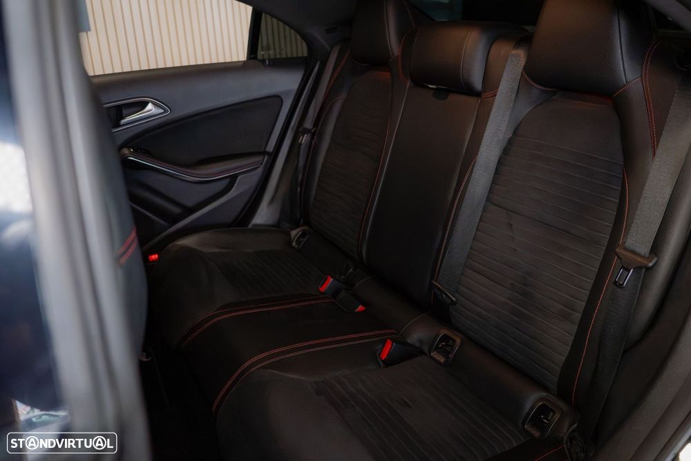 Mercedes-Benz CLA 220 d 7G-DCT AMG Line - 25
