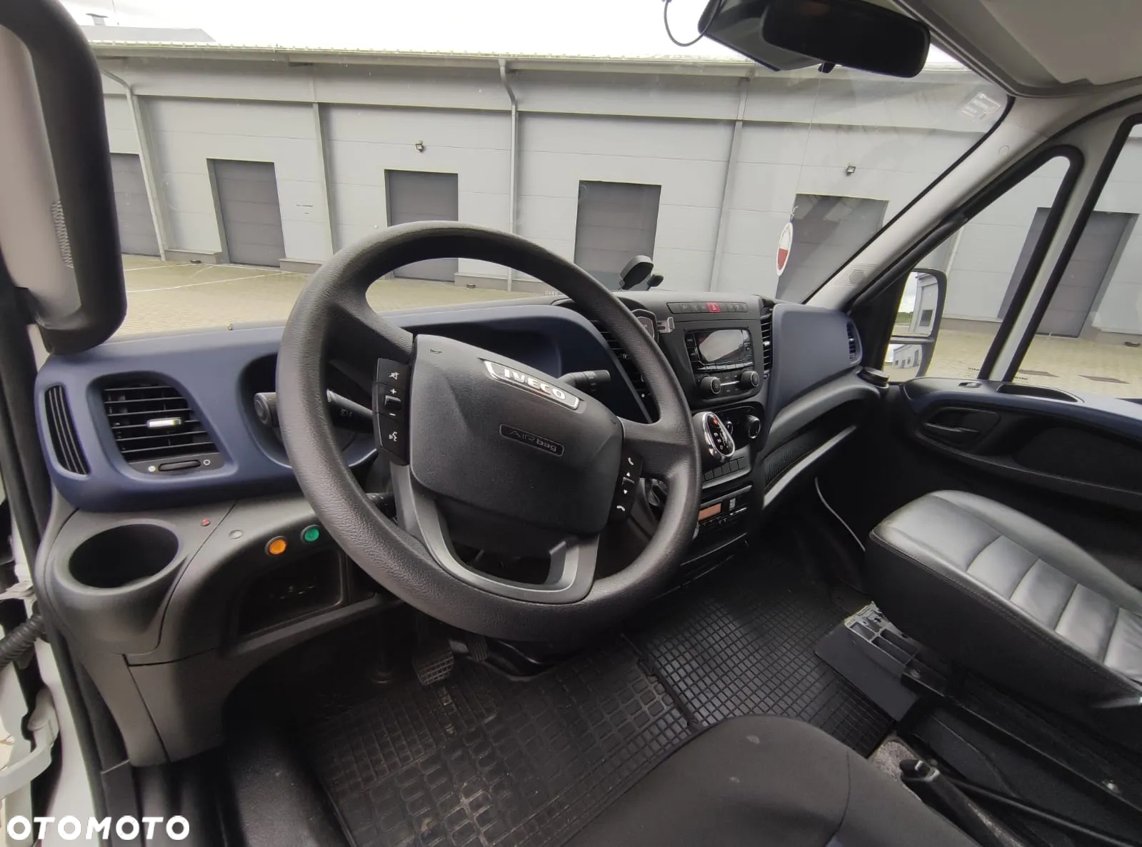 Iveco 50C18 - 14