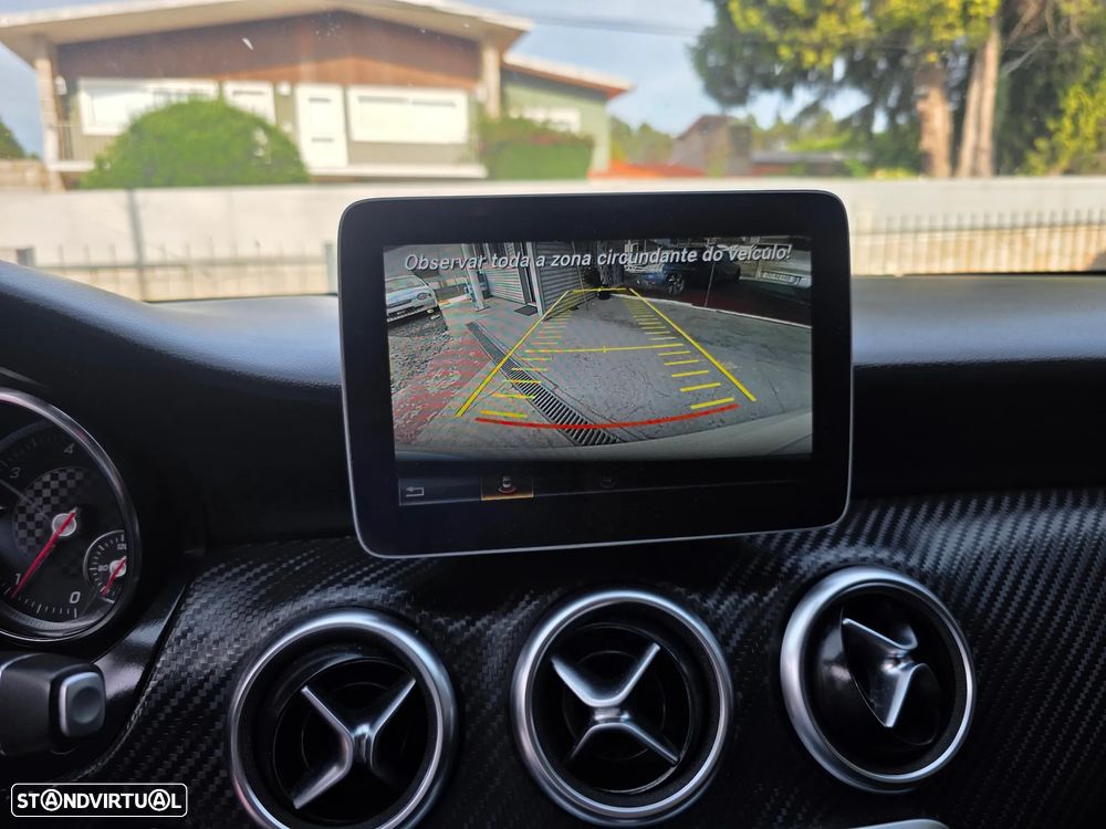 Mercedes-Benz A 180 d 7G-DCT AMG Line - 22