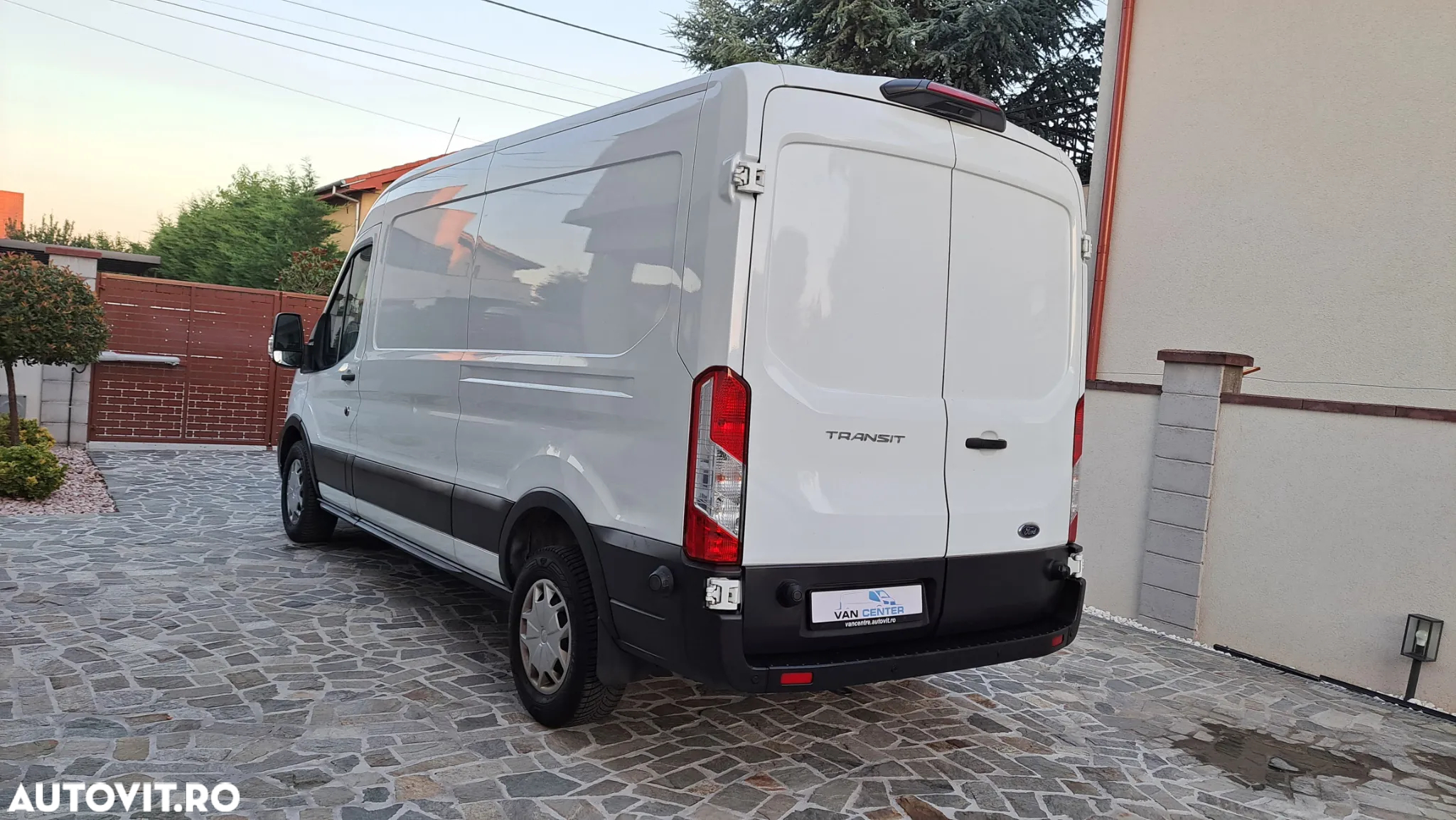 Ford TRANSIT VAN TREND L3H2 FWD - 7