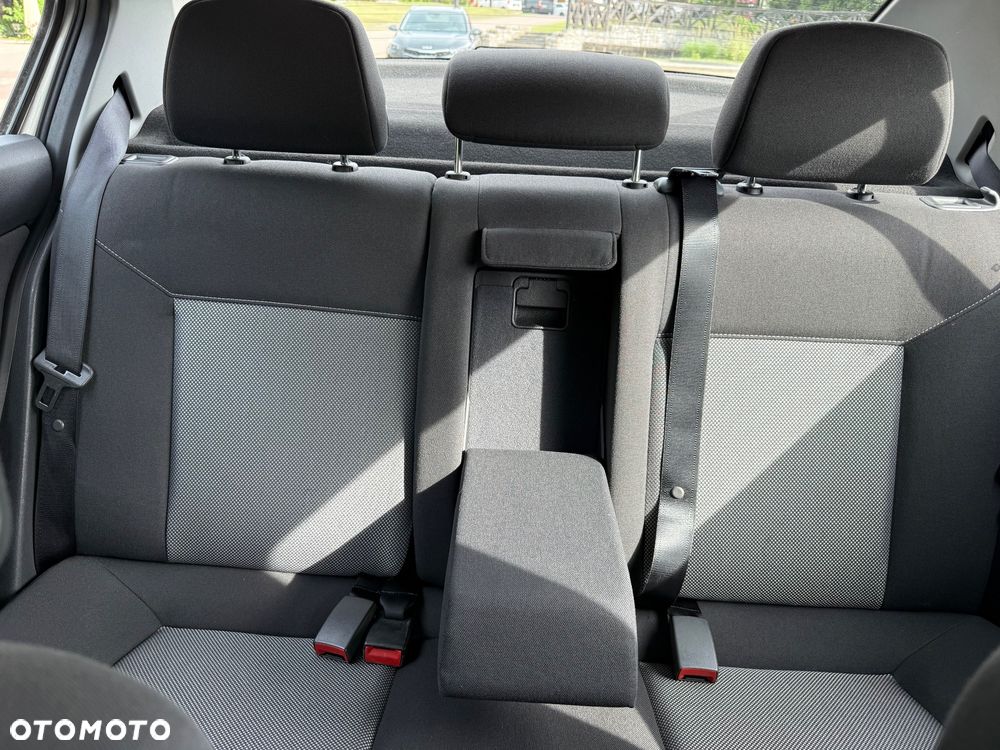 Opel Astra 1.6 - 17
