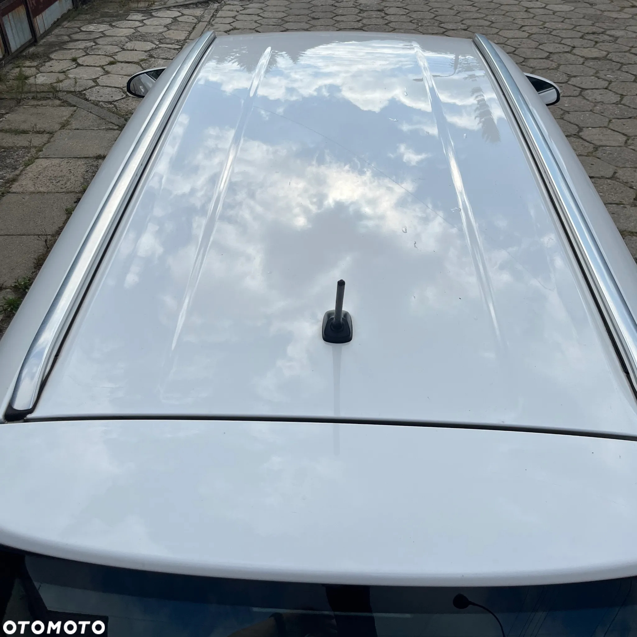 Toyota Auris 1.6 Premium + - 11