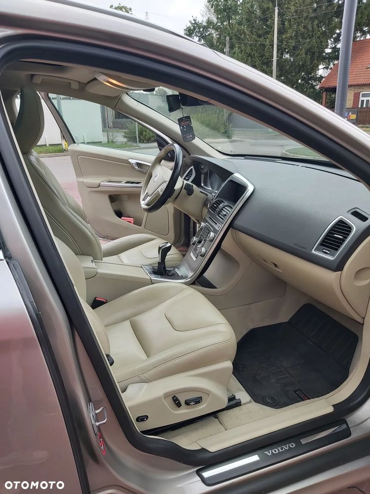 Volvo XC 60 D4 Summum - 7