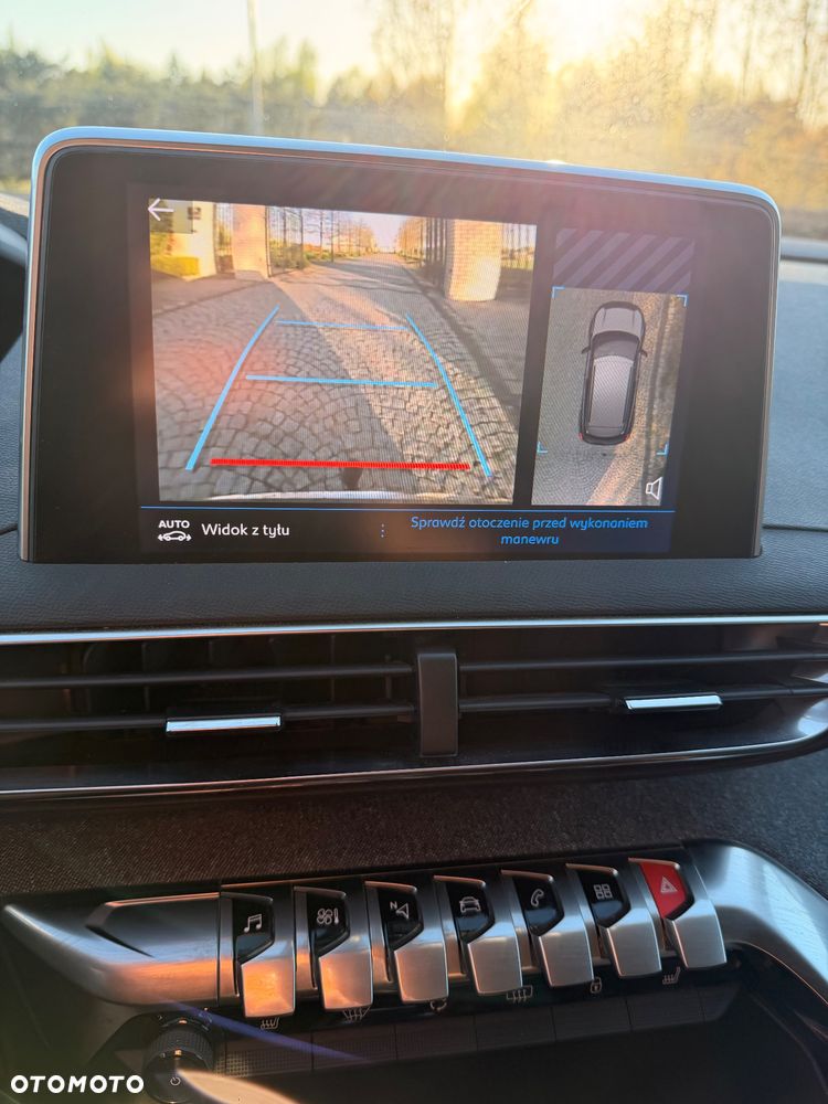 Peugeot 3008 PureTech 130 Stop & Start GPF EAT8 Allure Business-Paket - 30