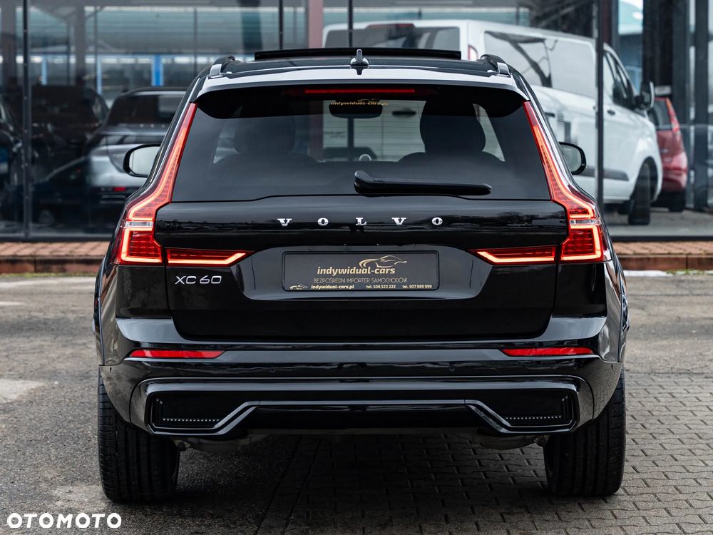 Volvo XC 60 B4 D AWD Plus Dark - 18