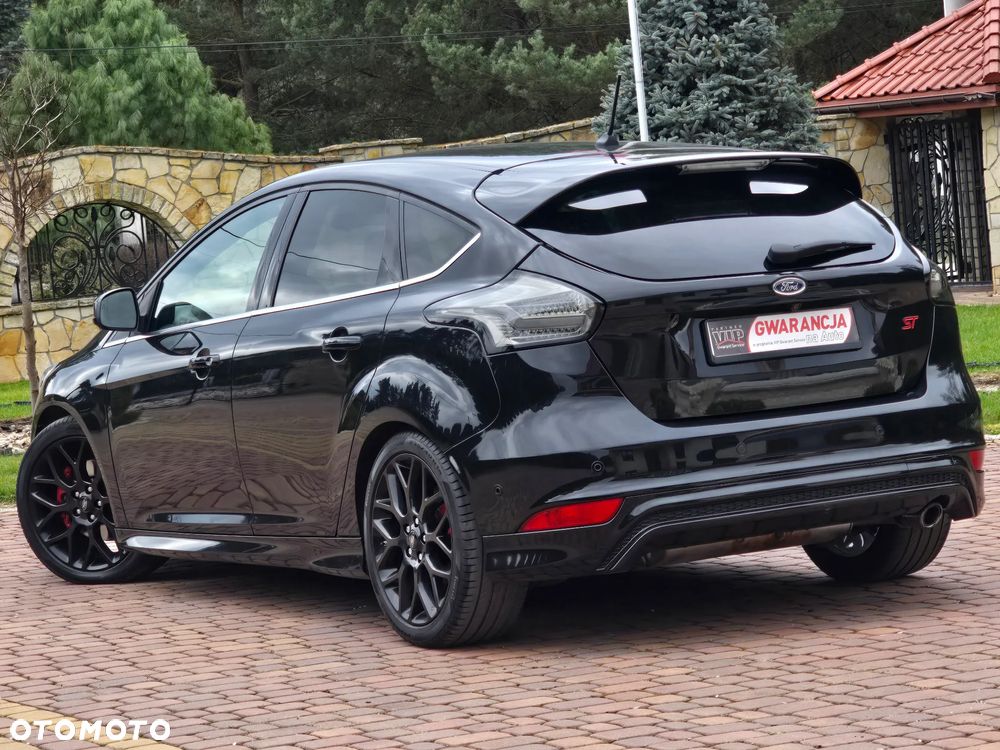 Ford Focus 1.5 EcoBoost ST-Line ASS PowerShift - 2