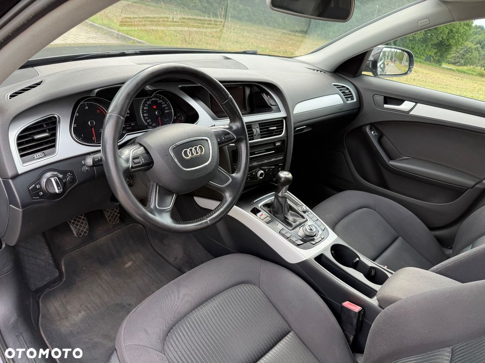 Audi A4 Avant 2.0 TDI e DPF Ambiente - 9