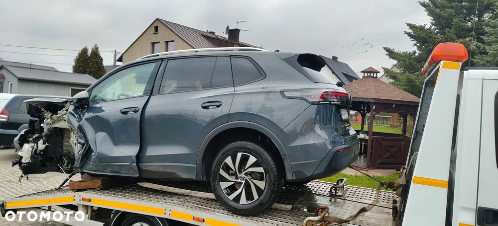 Volkswagen Tiguan 1.5 eTSI Elegance DSG - 3