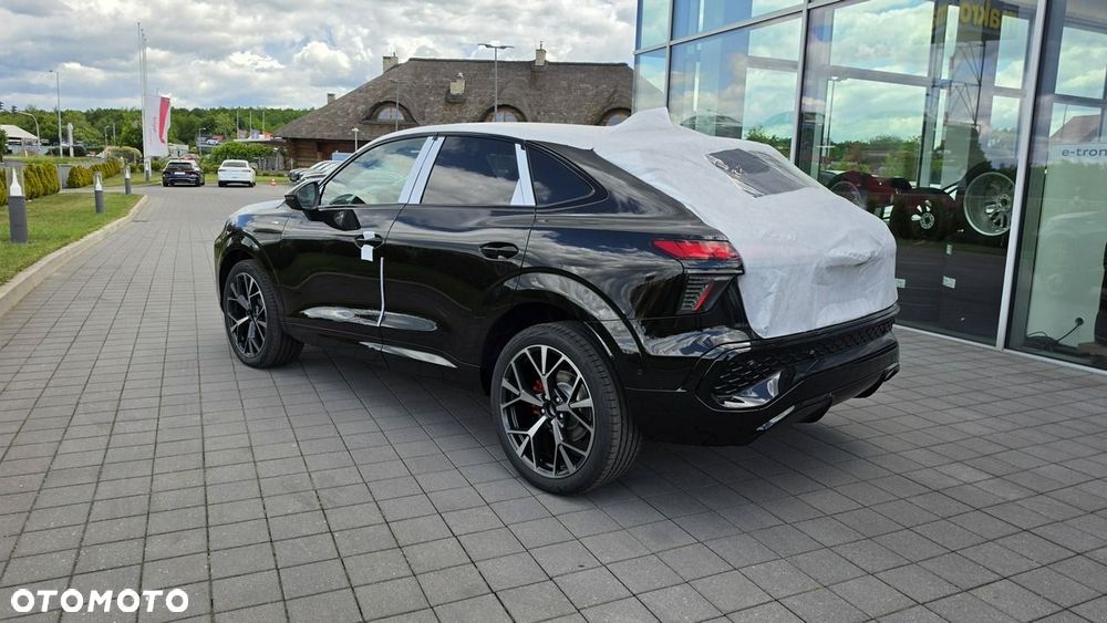 Audi Q3 Sportback - 4
