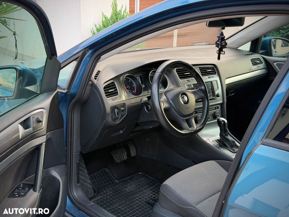 Volkswagen Golf 1.6 TDI BlueMotion Technology DSG Comfortline - 10