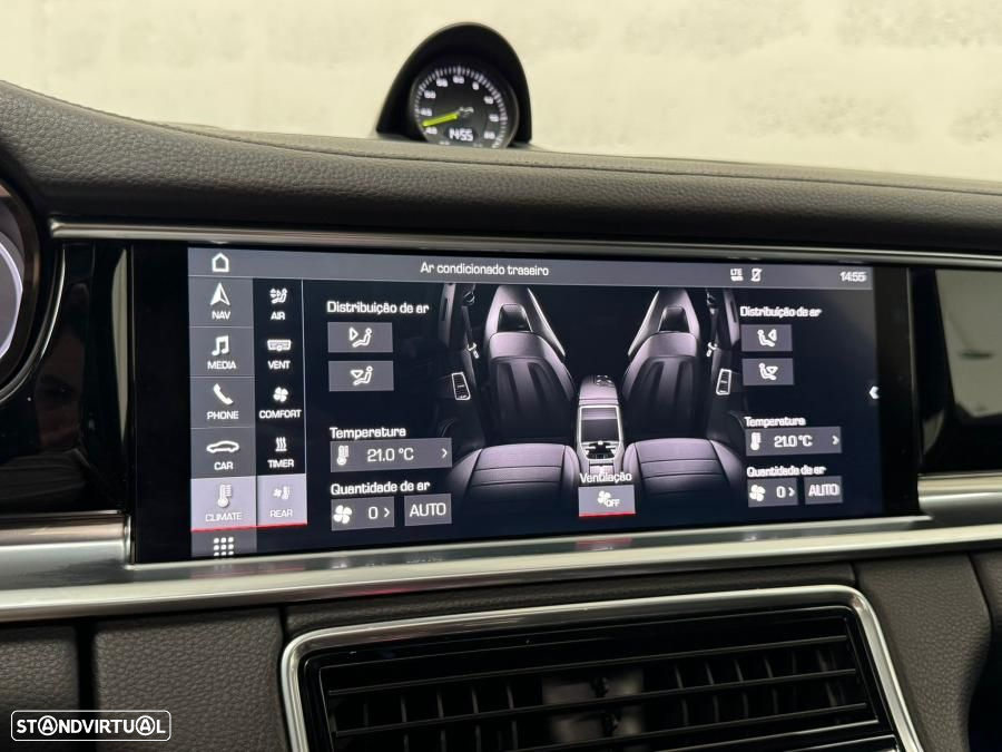 Porsche Panamera 4 E-Hybrid Executive - 31