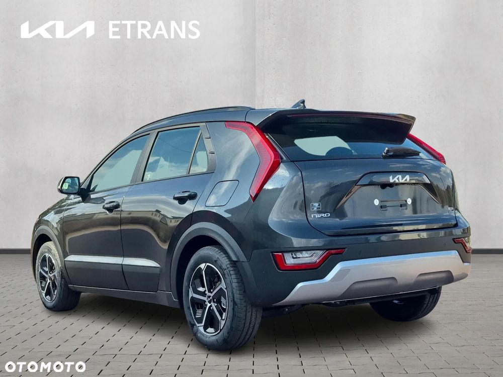 Kia Niro 1.6 GDI Hybrid M - 3