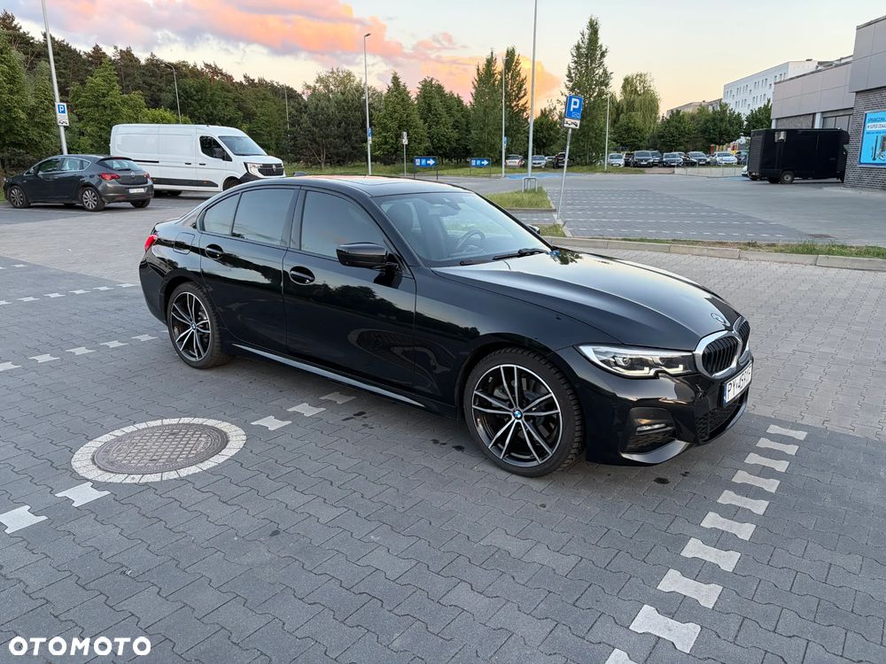 BMW Seria 3 330e M Sport - 11