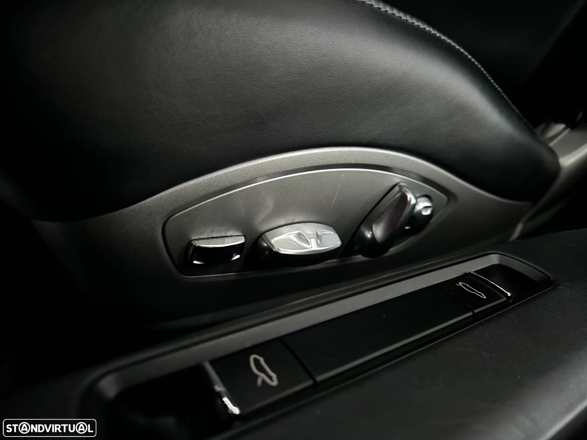 Porsche 911 (991) Carrera 4 S PDK - 15