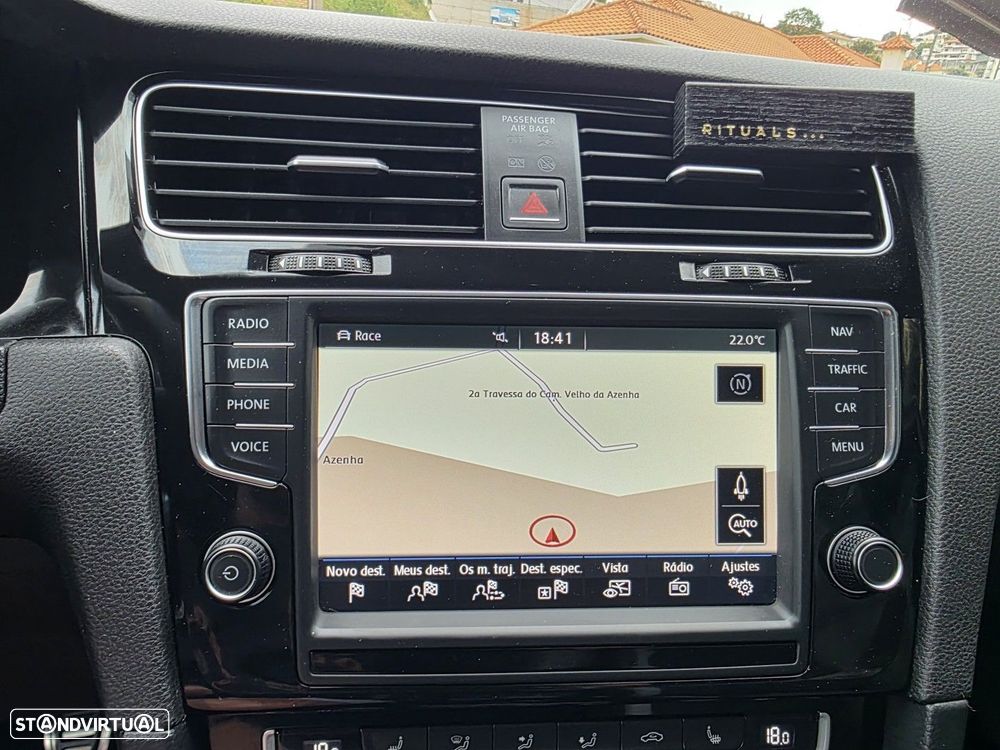 VW Golf R 4Motion BlueMotion - 12