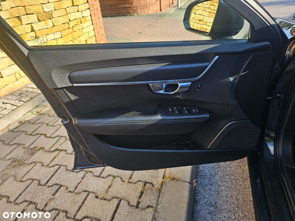 Volvo V90 D3 Kinetic - 22